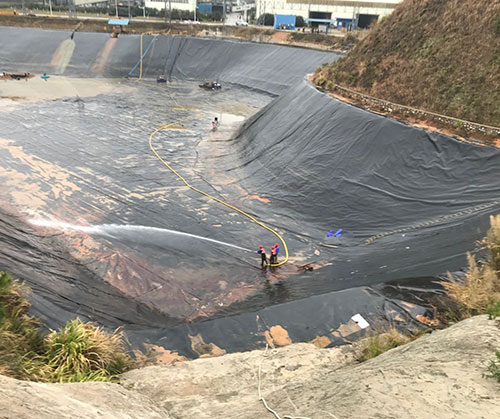 向阳废水池清理
